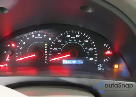 2008 Toyota Camry Le z USA, uszkodzony, nr VIN 4T1BE46KX8U737295